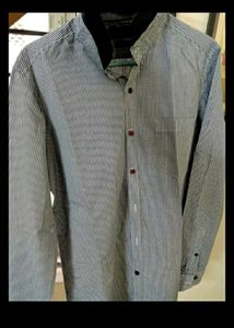Men's Small Checks Shirt Size 40 to 41