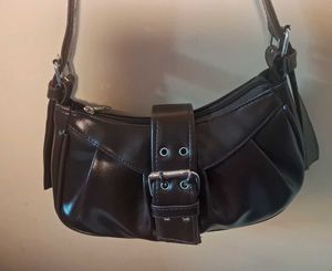 Stylish Chocolate Brown Shoulder Bag With Buckle