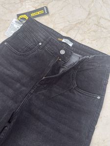 OFF DUTY INDIA Women's Black Straight Fit Jeans