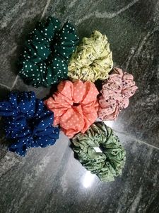 Set of 6 Printed Scrunchies