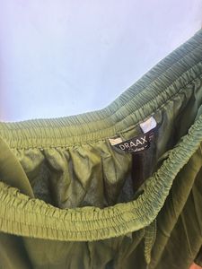 Stylish Olive Green short Pants