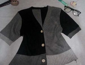 Color Block crop Knit Cardigan