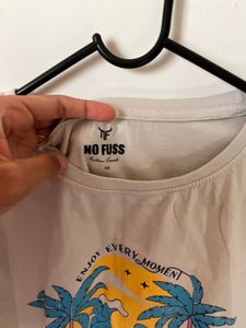 Enjoy the Waves Graphic T-Shirt