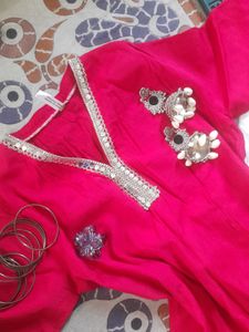 Pink Kurtii