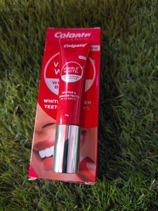 Colgate Visible White Whitening Booster