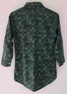 Unique Geometric Print Button-Up Shirt