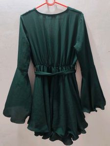 Elegant Green Bell Sleeve Mini Dress