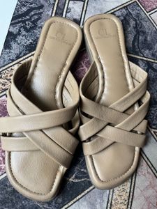 Stylish Beige Crisscross Sandals