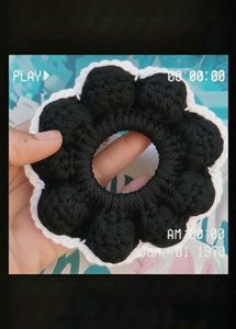 Crochet Flower Hair Tie Scrunchies