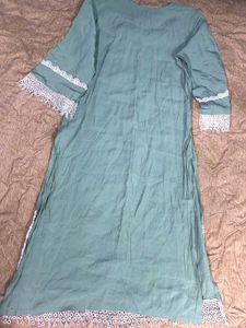 Elegant Green Kurta with White Lace