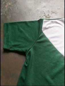 Green &amp; White Color Block Jersey