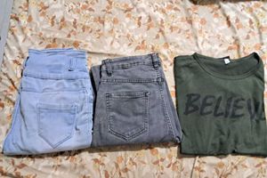 2 Women's Jeans and T-Shirt Set