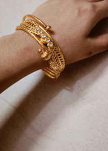 Bracelet Type Of Bangles 📿