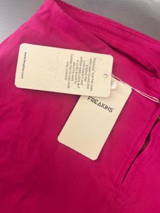 Chic Pink Skirt