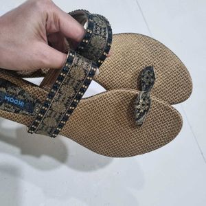 Mochi Embellished Toe Ring Sandals