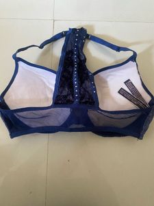Comfortable Push-Up Bra with Lace Trim