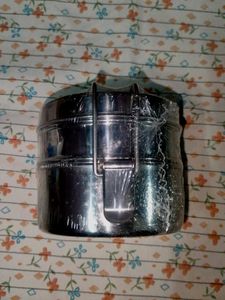 Neelam Stainless Steel Tiffin Box with Plate |