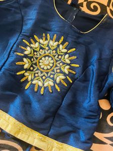 Royal Embroidered Lehenga Choli Set💙