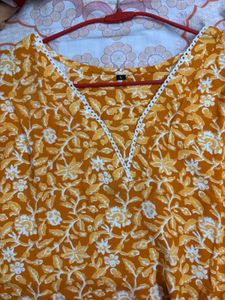Beautiful Floral Print short kurti