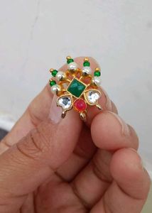 Elegant Nose Pin