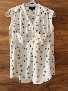 Women's Bee Print Sleeveless Top