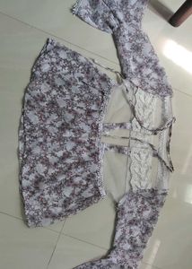 Korean Floral 2-Piece Lace Top | Bell Sleeves - S