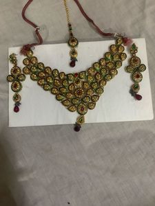 Neck Set