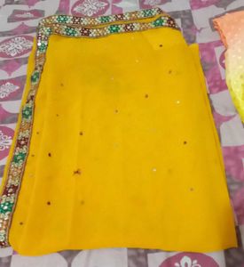 Elegant Yellow Saree with Embellishments