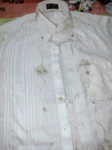 Short Sleeve Pattern Embroidered Shirt