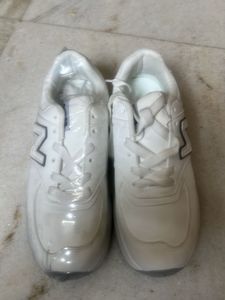 Ladies Shoe