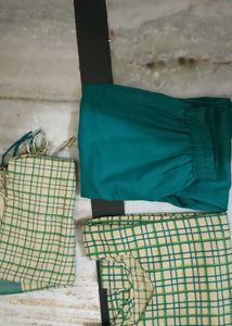 Stylish Checked Kurta Set