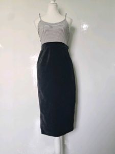 Chic Velvet Pencil Skirt Outfit