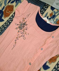 Peach Embroidered Kurti ✨🌷