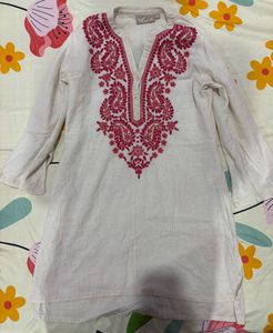 Embroidered Beige Kurta