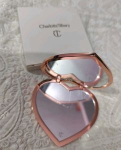 Charlotte Tilbury Heart Mirror