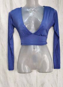 20216. Long Sleeve Plunge Neck Crop Top