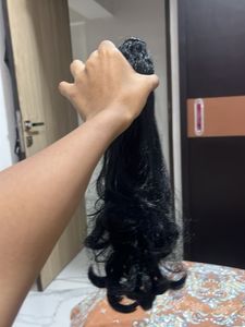 Clip-in Hair Extension/Ponytail (TOTALLY NEW)