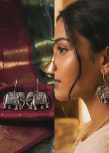Exquisite Elephant Motif Dangle Earrings