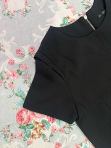 Classic ZARA Black Short Sleeve Dress