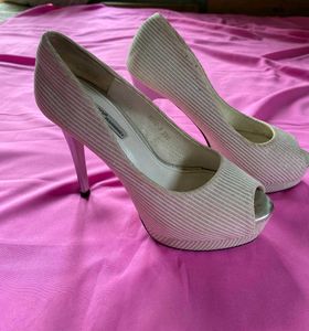 Peep-Toe stilleto Heels