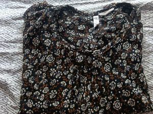 Chic Floral Print top