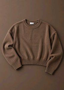 BROWN RIBBED CREW NECK SWEATER
