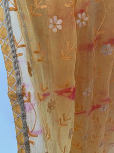Elegant Yellow Embellished Kurta