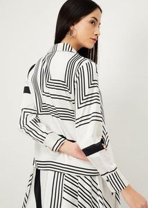 Chic Black &amp; White Geometric Print Dress