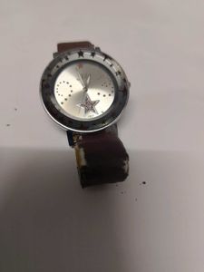 Star Design Fashion Watch