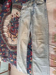 Light Wash Baggy Jeans