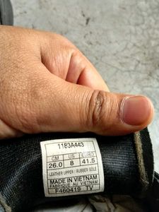 Onitsuka Tiger Black Leather Sneakers