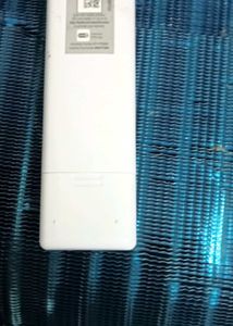 LLOYD AC REMOTE NEW AND ORIGINAL
