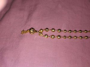 Elegant Gold Chain Necklace