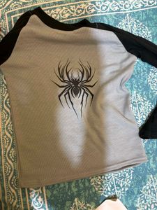 Spider Graphic Raglan Long Sleeve Top